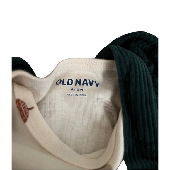 Baby Girl Fall/Winter Corduroy Romper Outfit - Picture 7 of 8